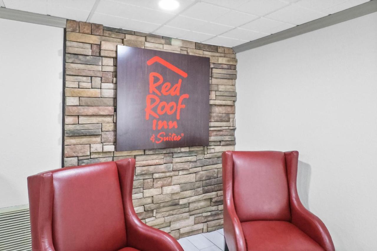 Red Roof Inn & Suites Fayetteville-Fort Bragg Eksteriør billede